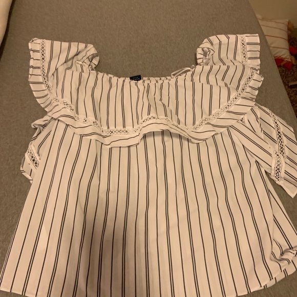 Blouse - Picture 2 of 2